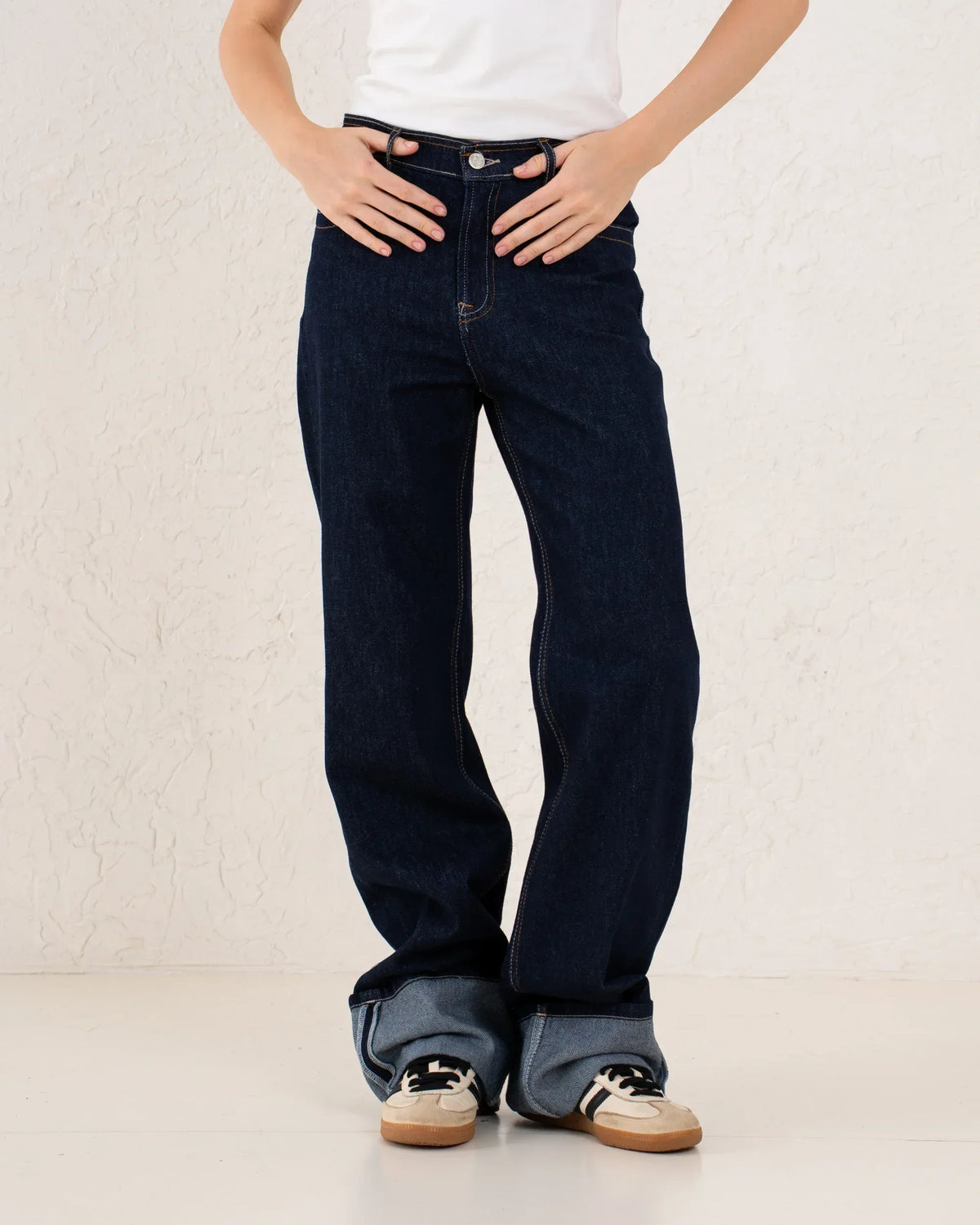 Folded Two-Tone Wide Leg Denim - Venti