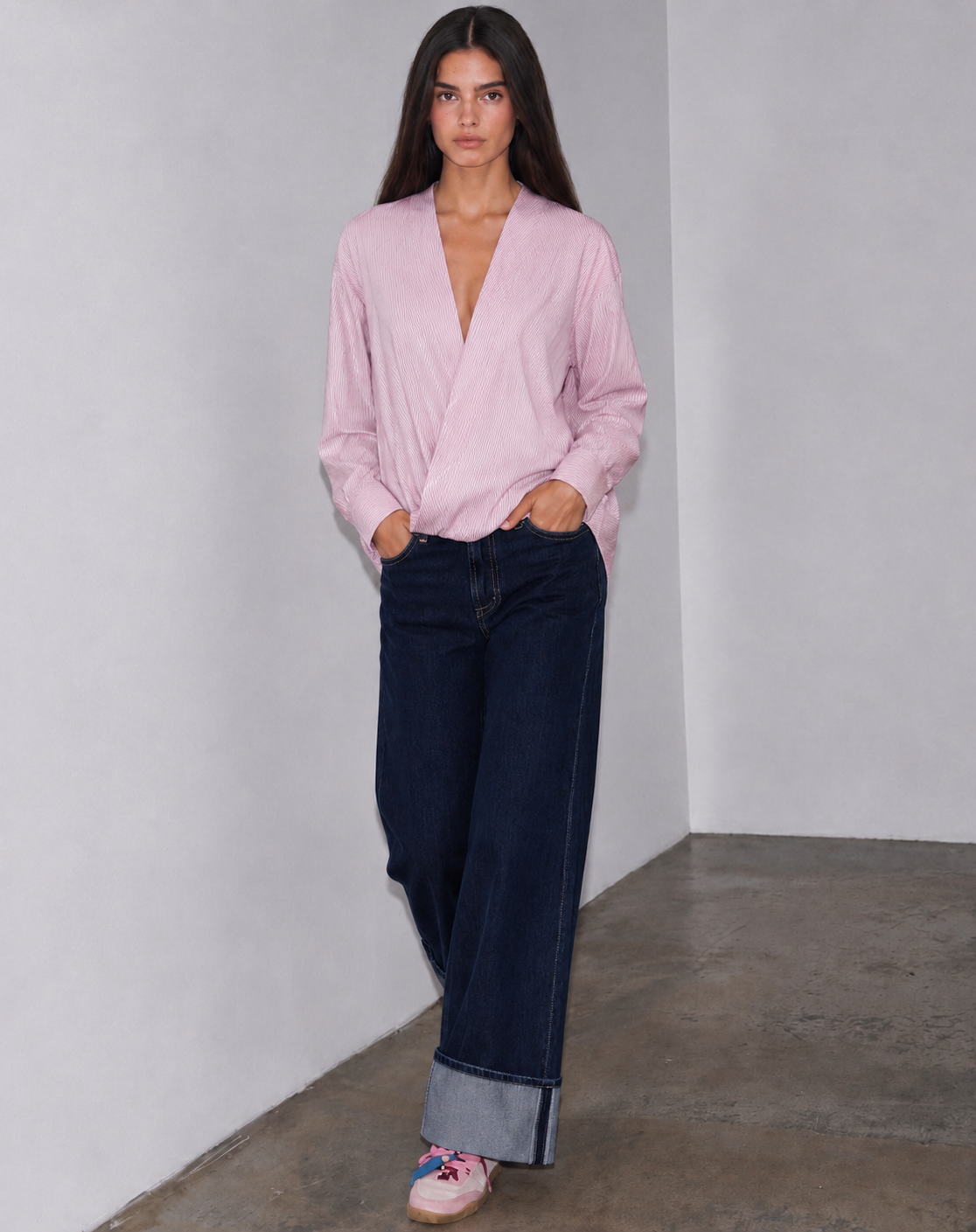 Women folded leg denim