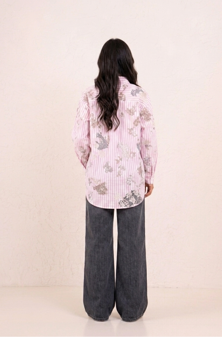 Women unfinished denim
