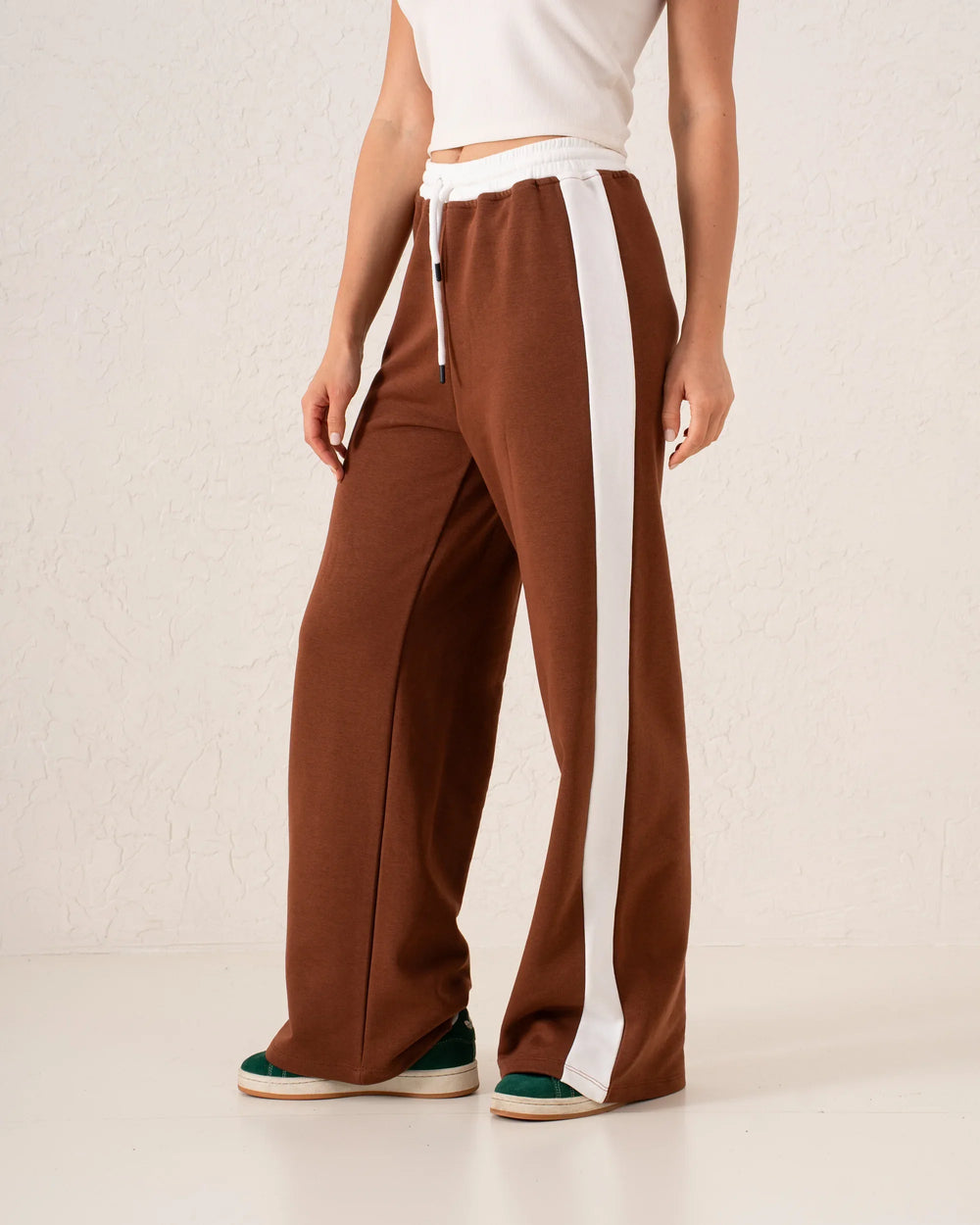 Contrast Wide-Leg Side Stripe Pants - Venti