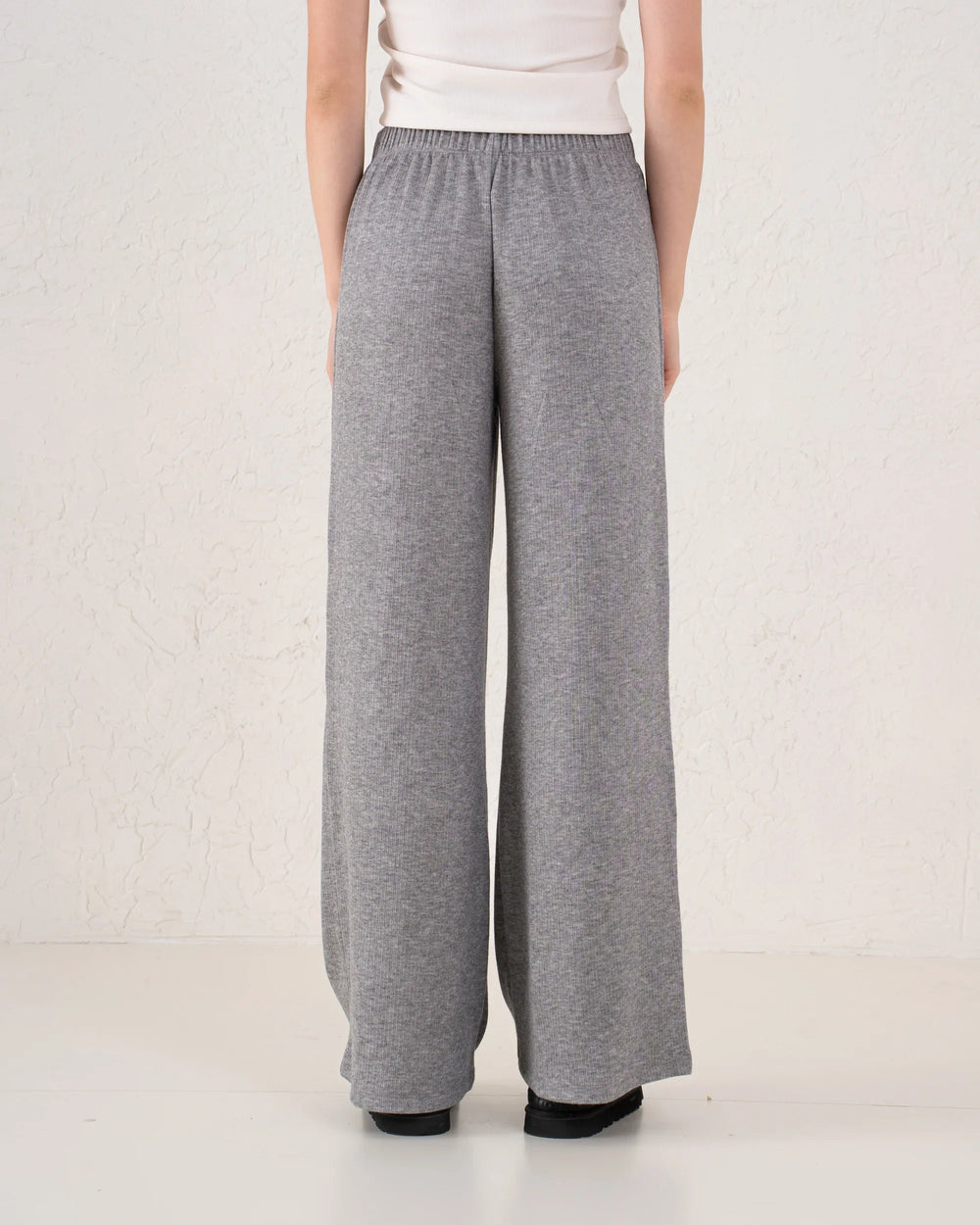 Soft Ribbed Wide-Leg Pants - Venti