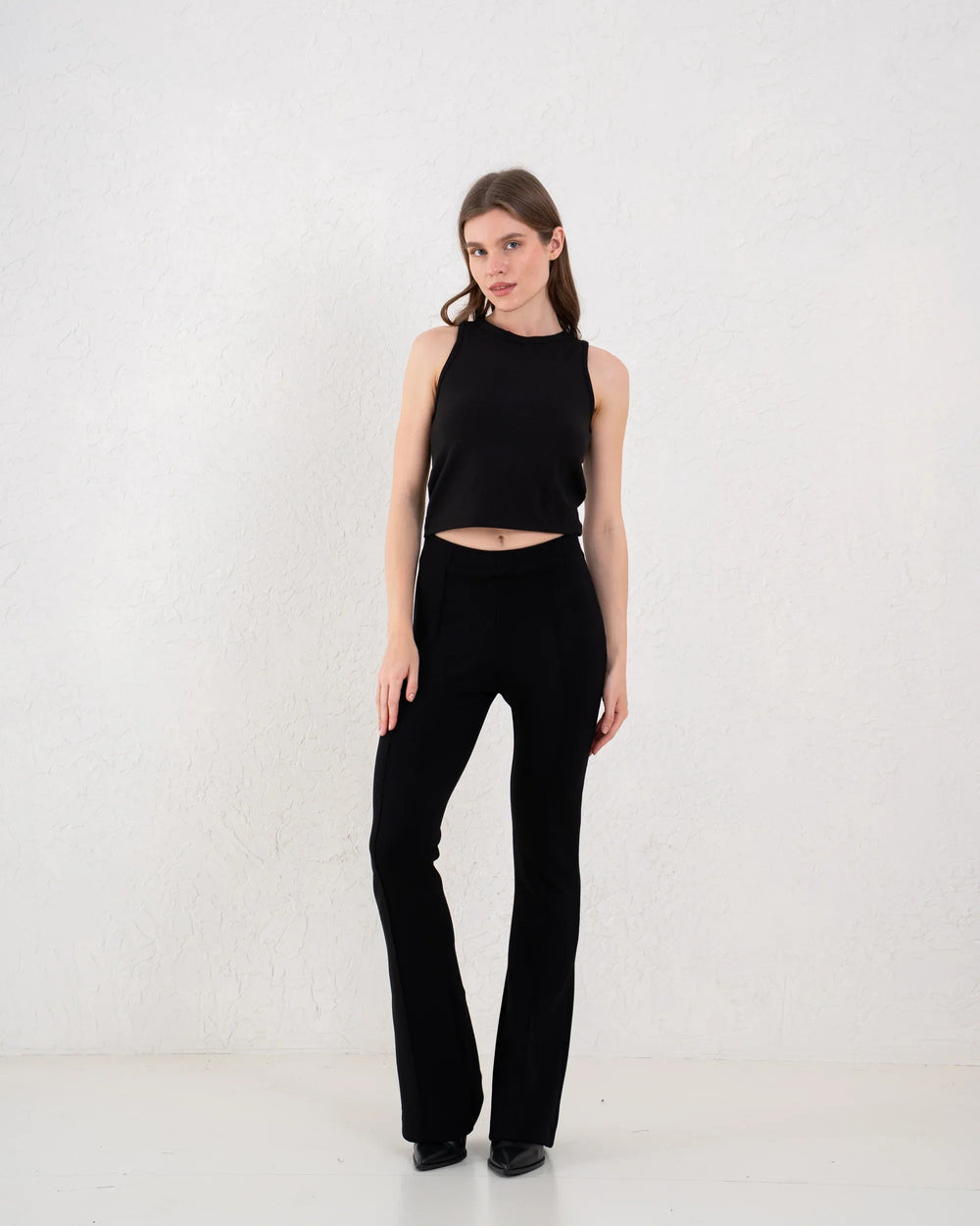 Essential Black Flare Pants - Venti