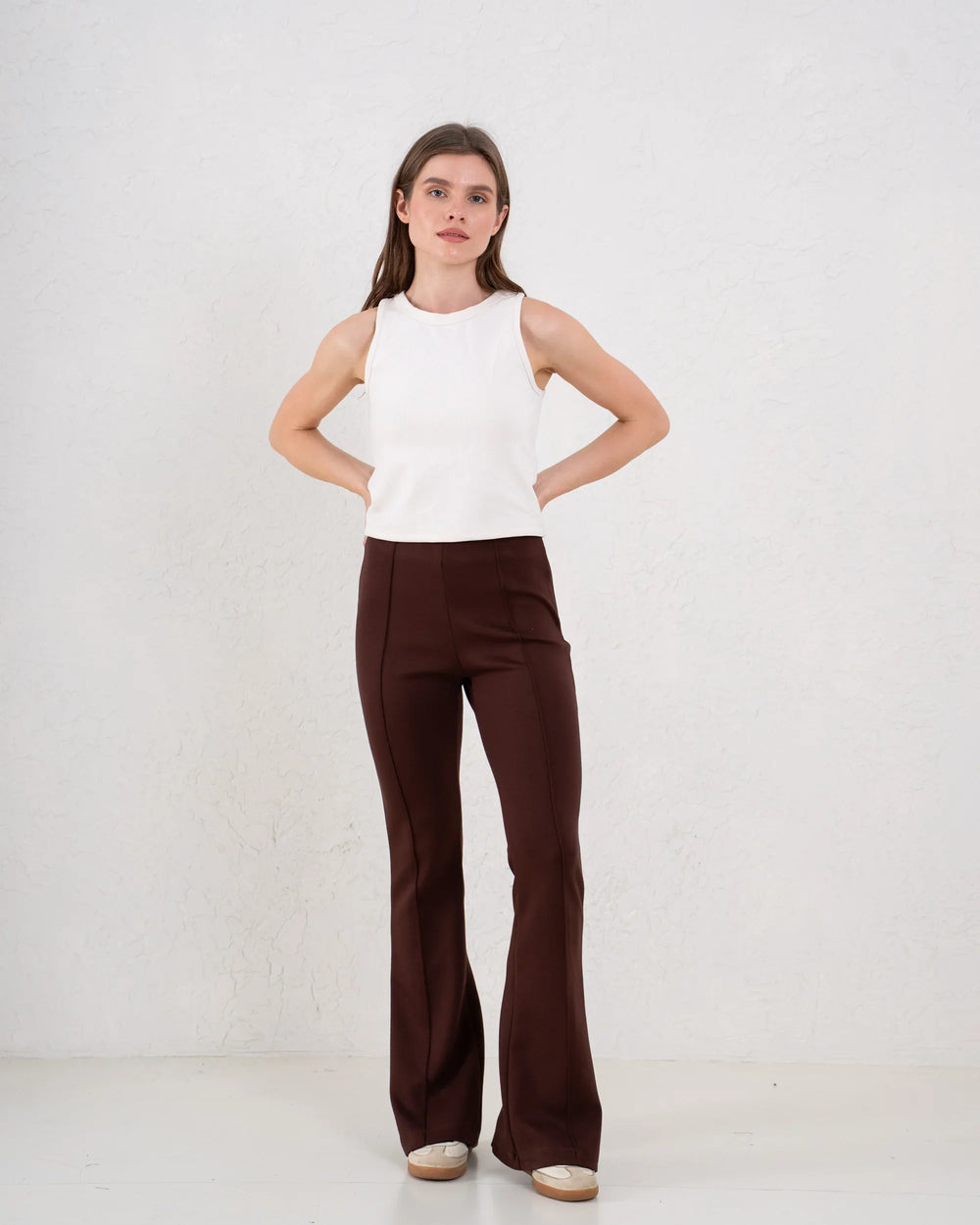 Essential Flare Pants - Venti