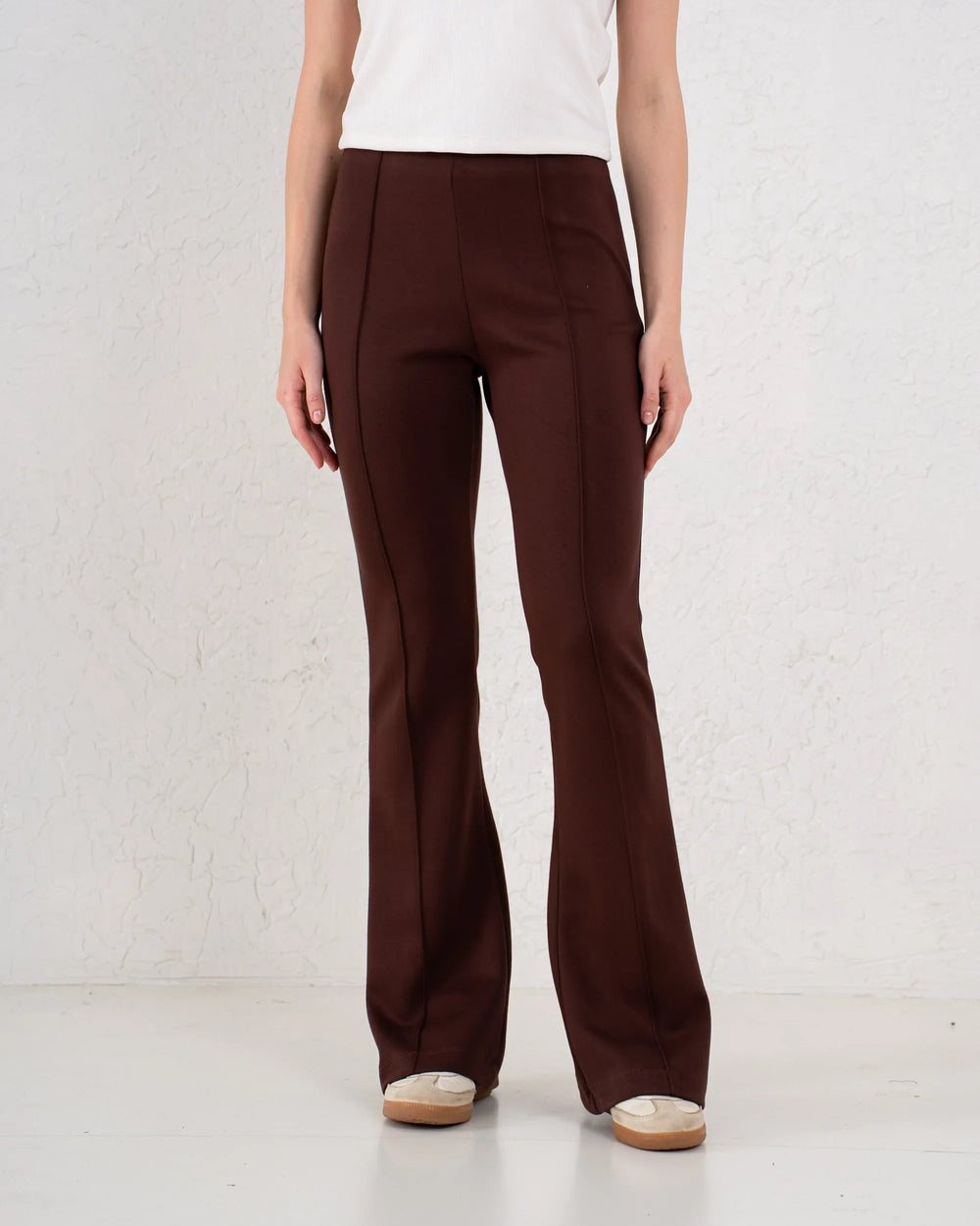 Essential Flare Pants - Venti