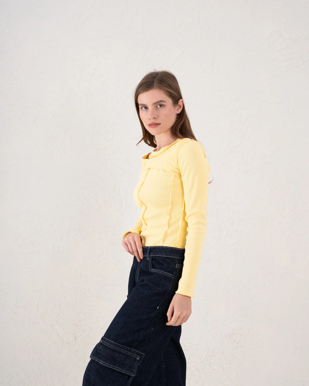 Cut-Out Seam Detail Ribbed Top - Venti