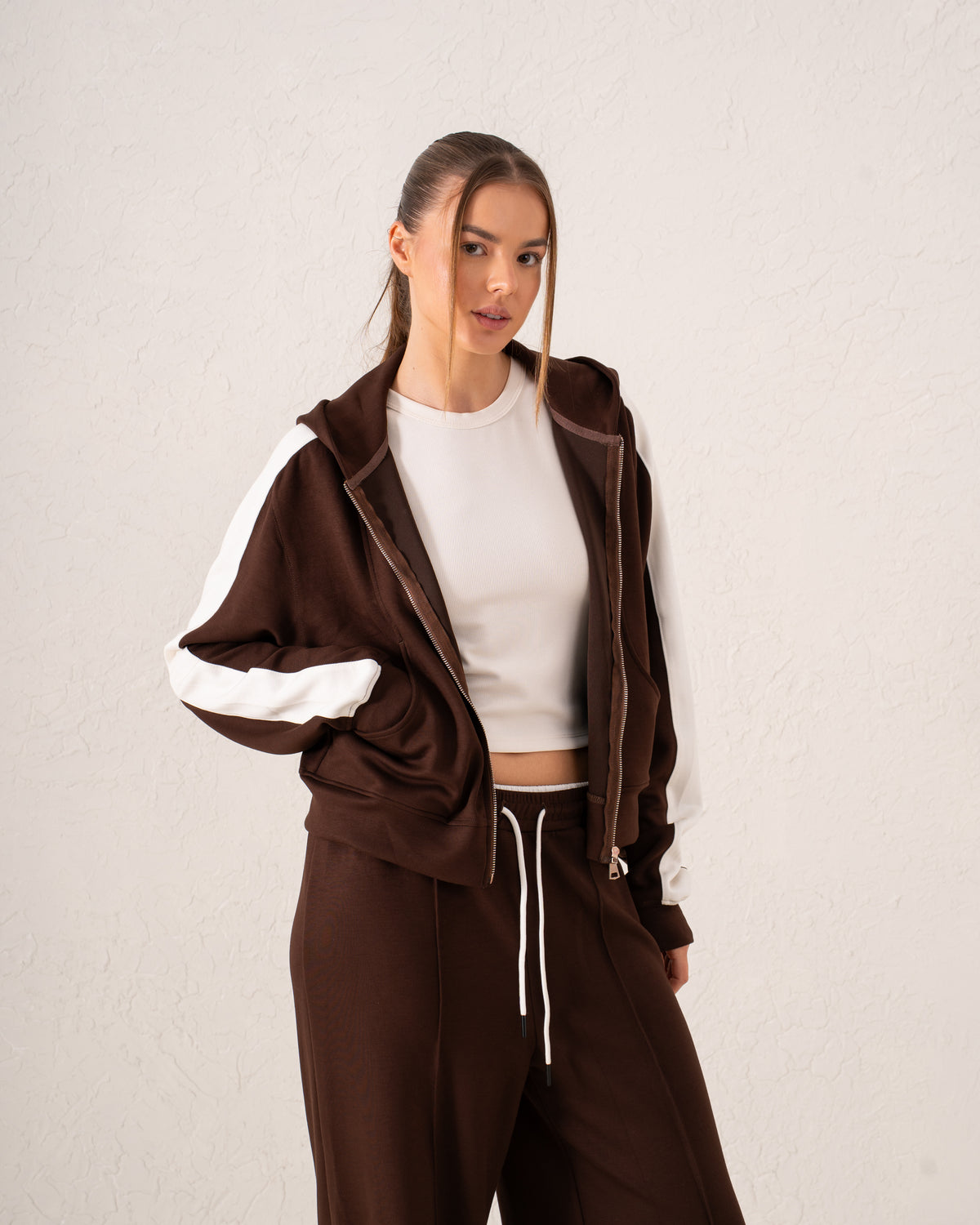 Contrast-Stripe Cropped Zip Hoodie