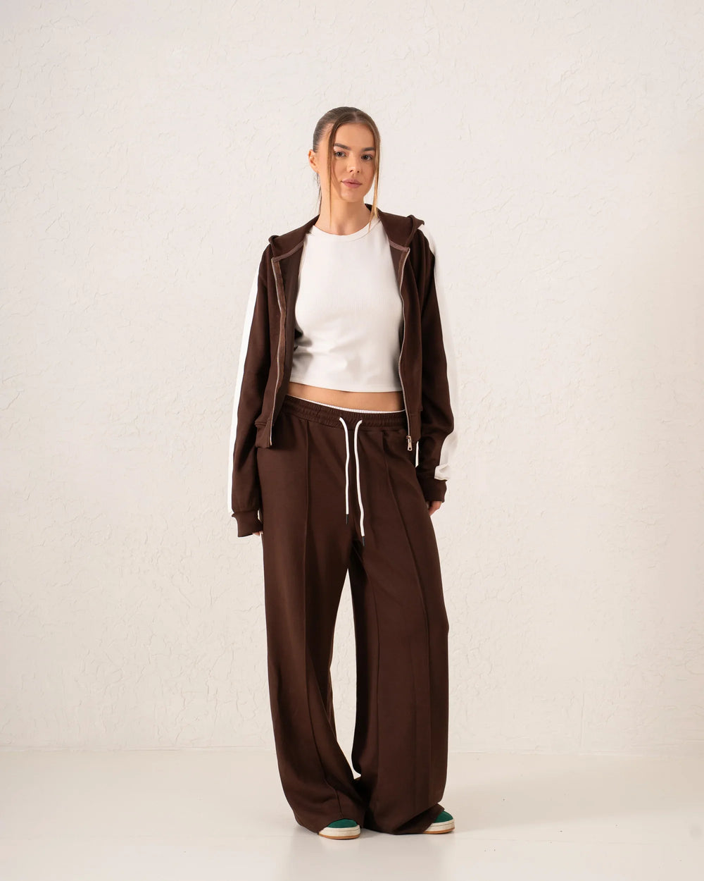 Contrast-Stripe Cropped Zip Hoodie - Venti