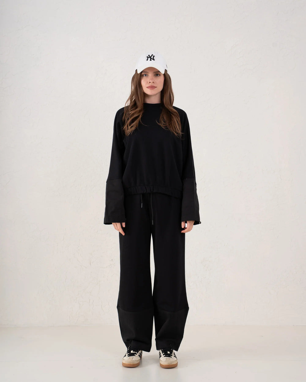 Contrast Panel Wide Sleeve Sweatshirt - Venti