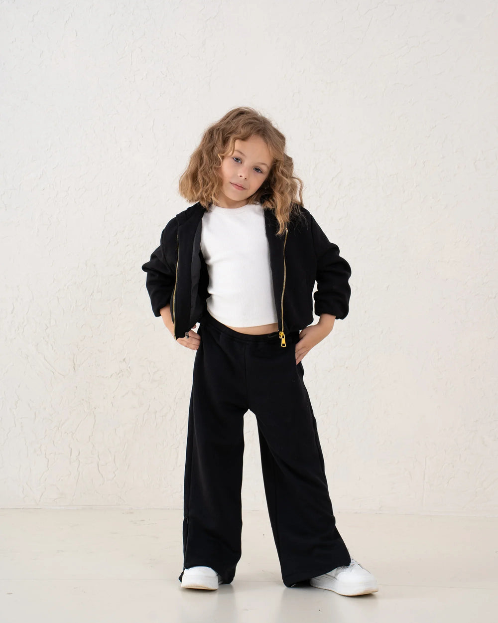 Front Slit Wide-Leg Pants - Venti