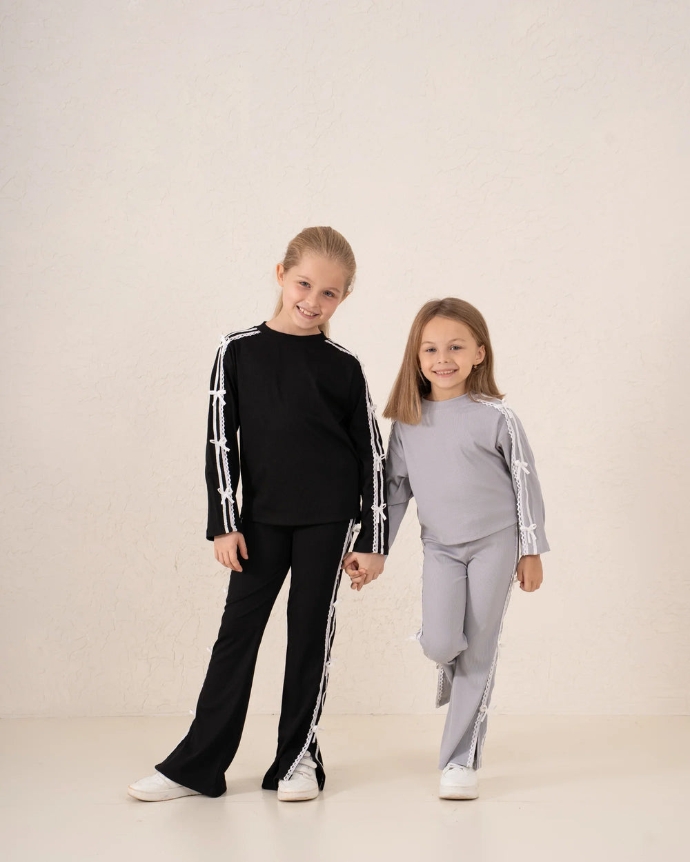 Ribbed Bow Trim Long Sleeve Top - Venti