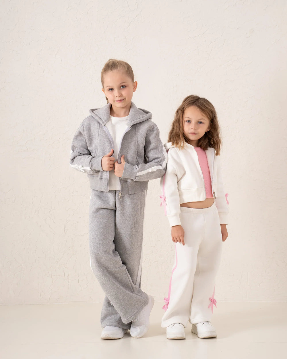 Cropped Zip Hoodie With Side Stripes & Bows - Venti