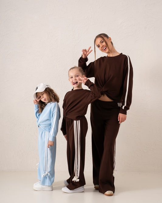 Knotted Stripe Sweatshirt