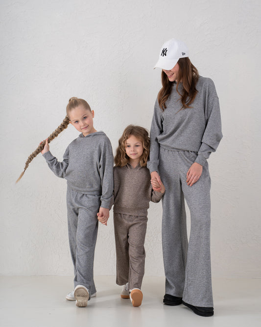 Soft Ribbed Wide-Leg Pants
