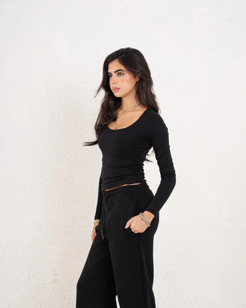 Black Crew Neck Fitted Top - Venti