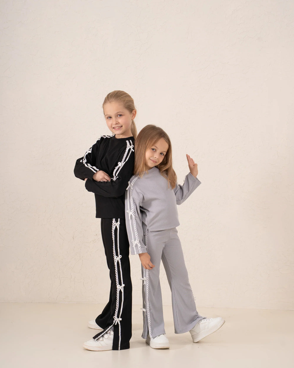 Ribbed Bow Trim Flared Pants - Venti