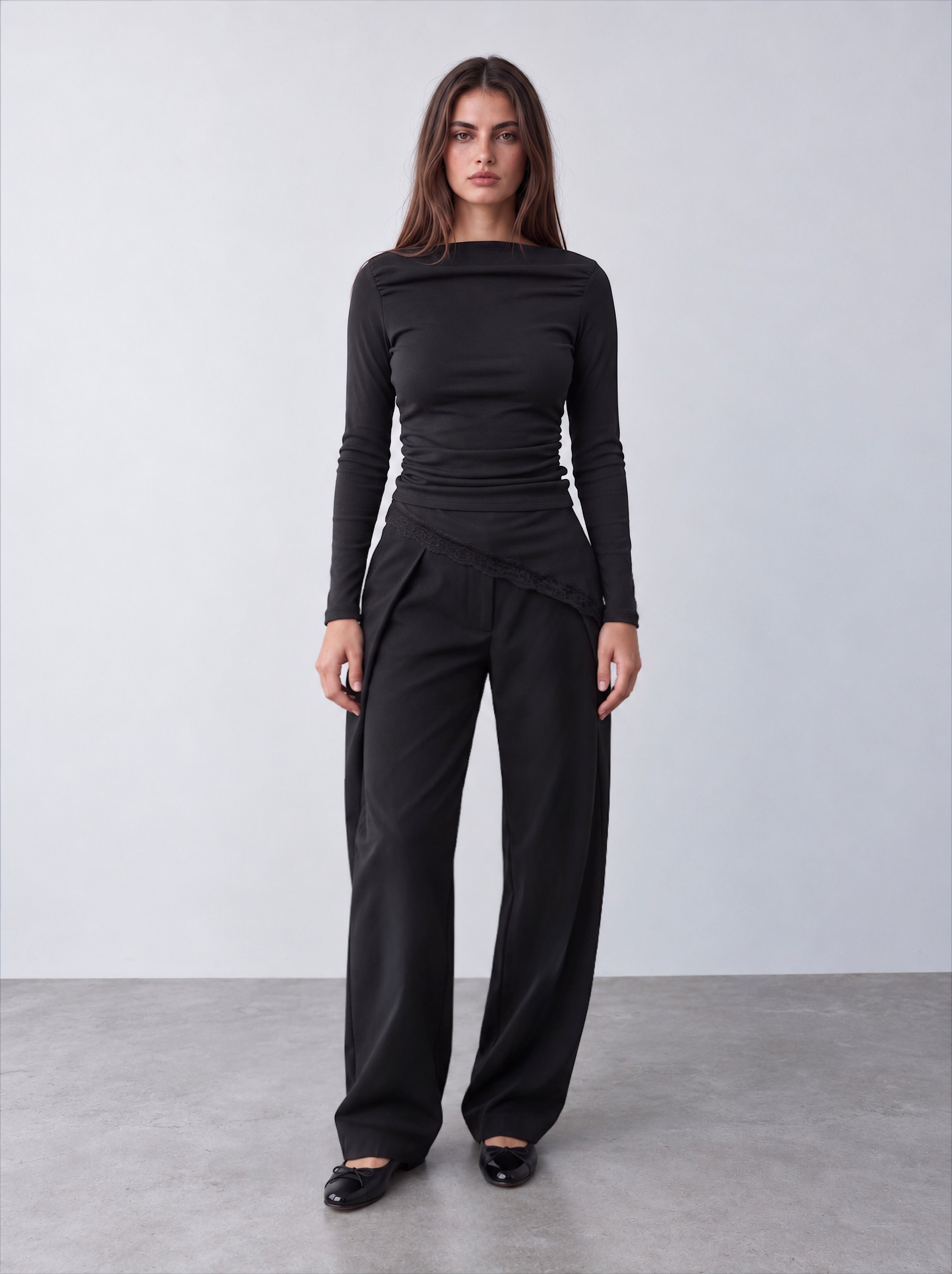 Women folded sides pants