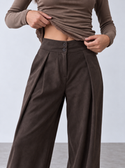 Women folded sides pants