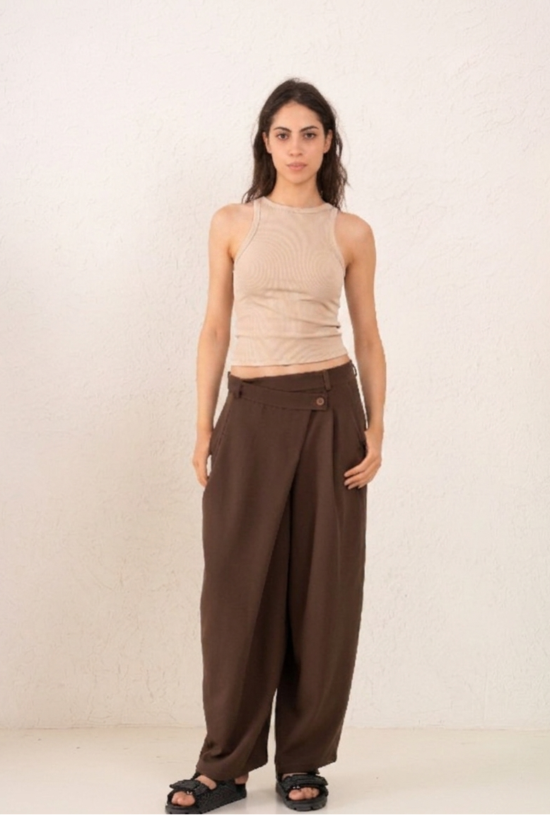 Women Sculpted Ribbed Tank Top