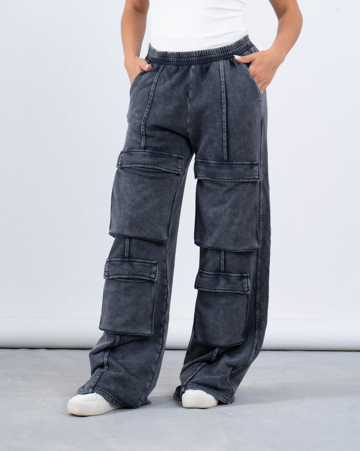 Oversized Cargo Pocket Sweatpants
