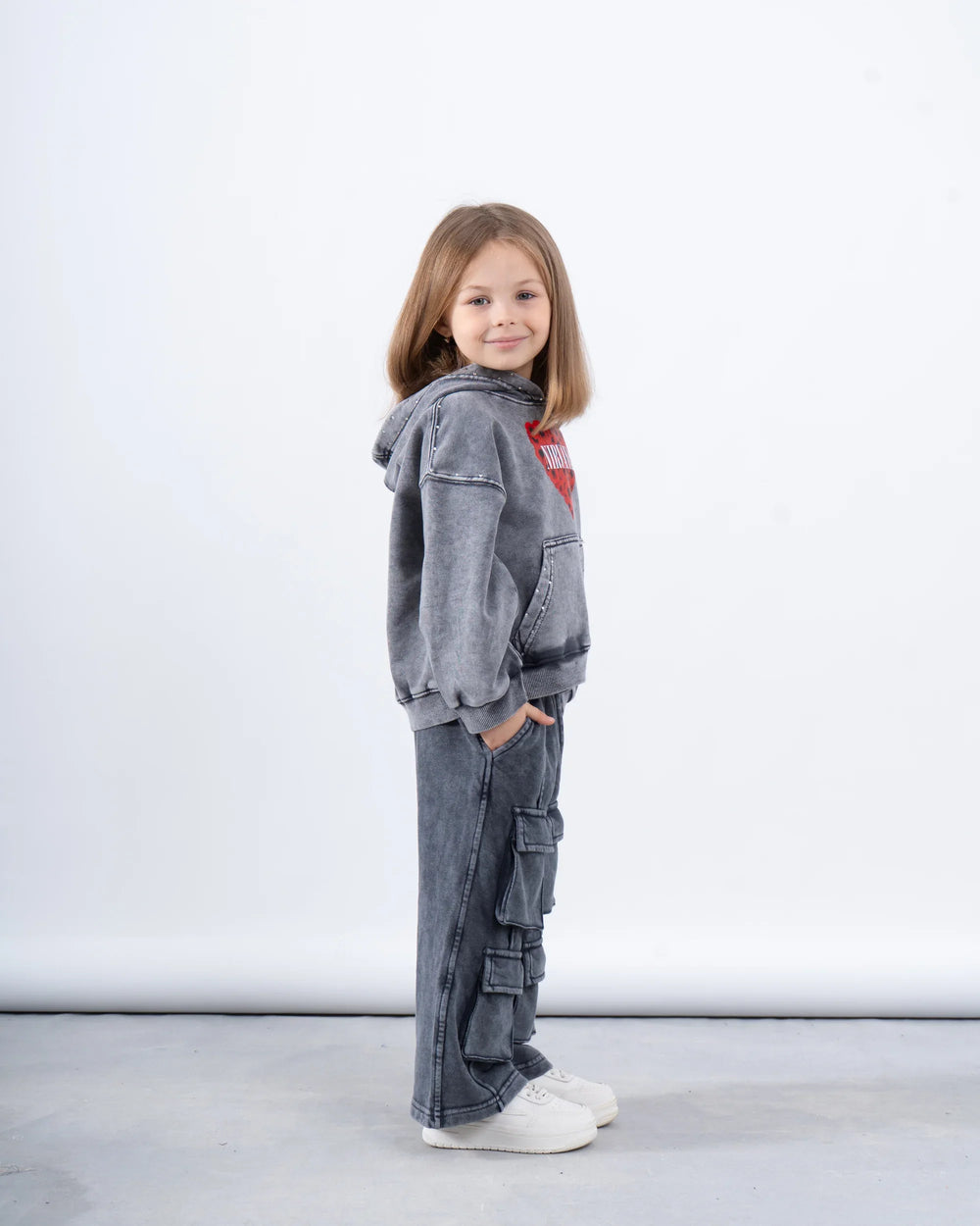 Graphic Studded Hoodie - Venti