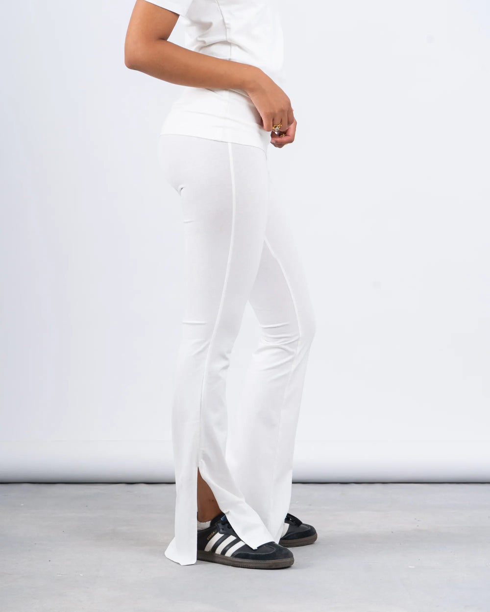 Slim Flared High-Waist Pants - Venti
