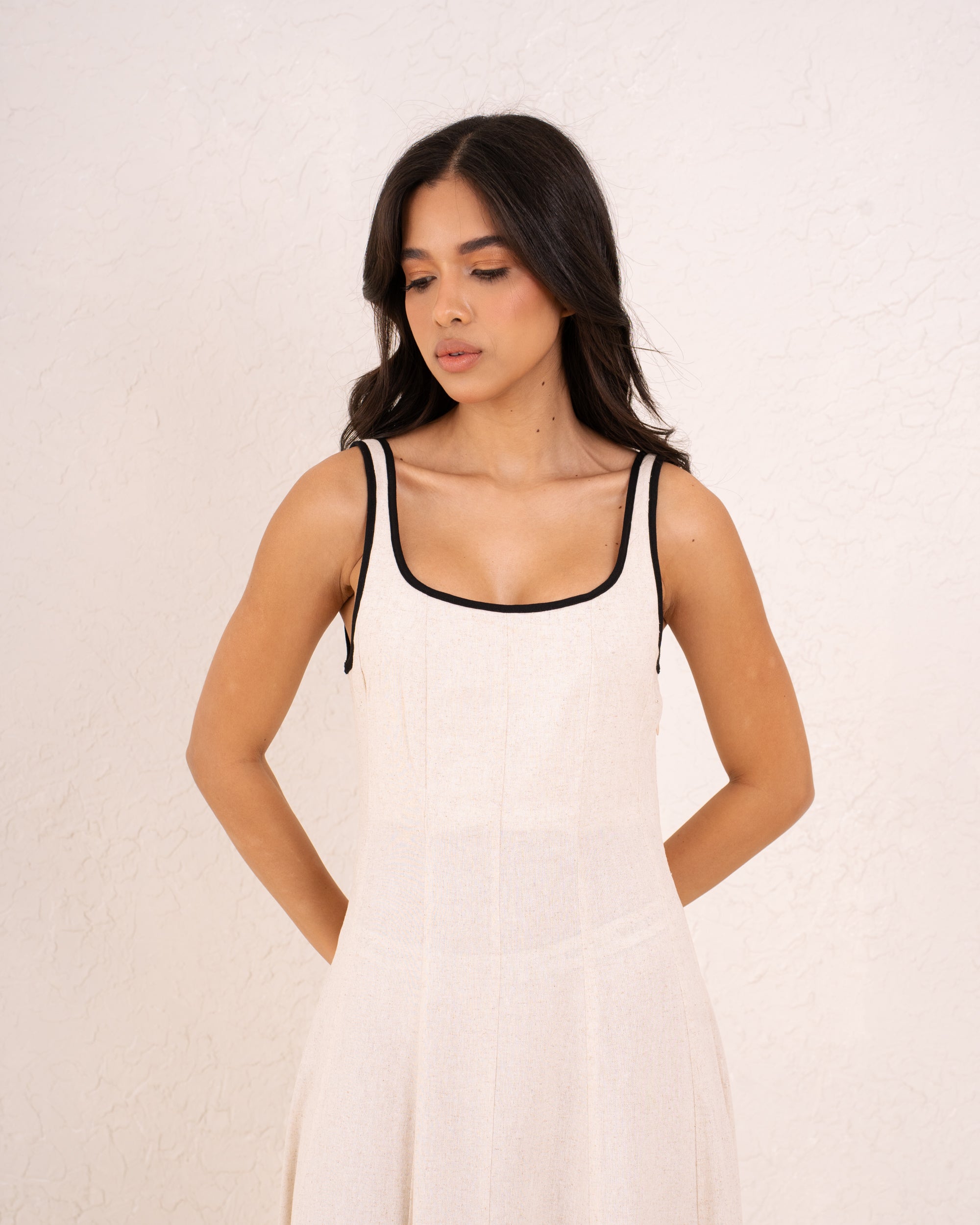 Women linen contrast