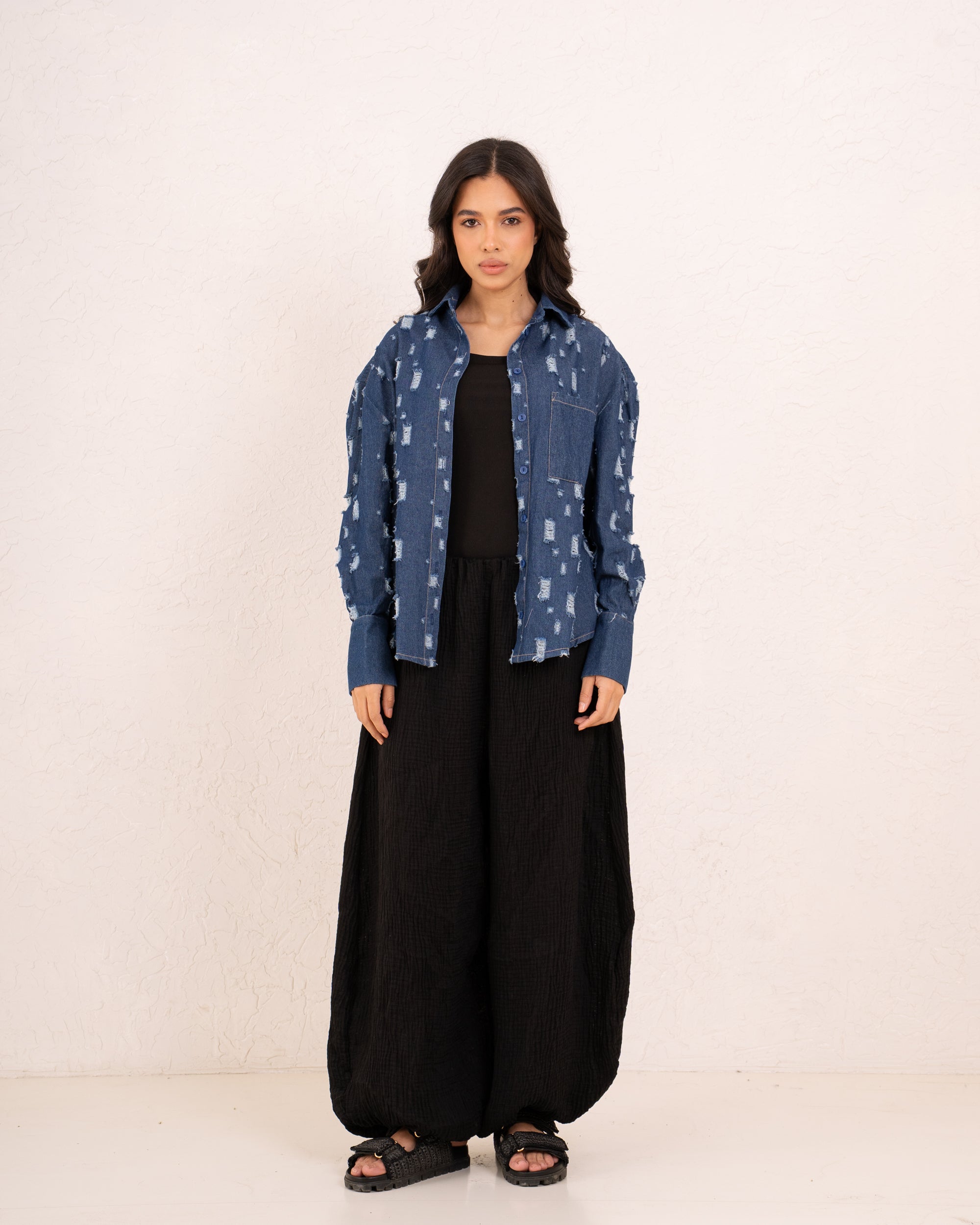 Women denim damaged shirt