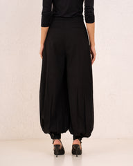 Women pleats cuffed pants