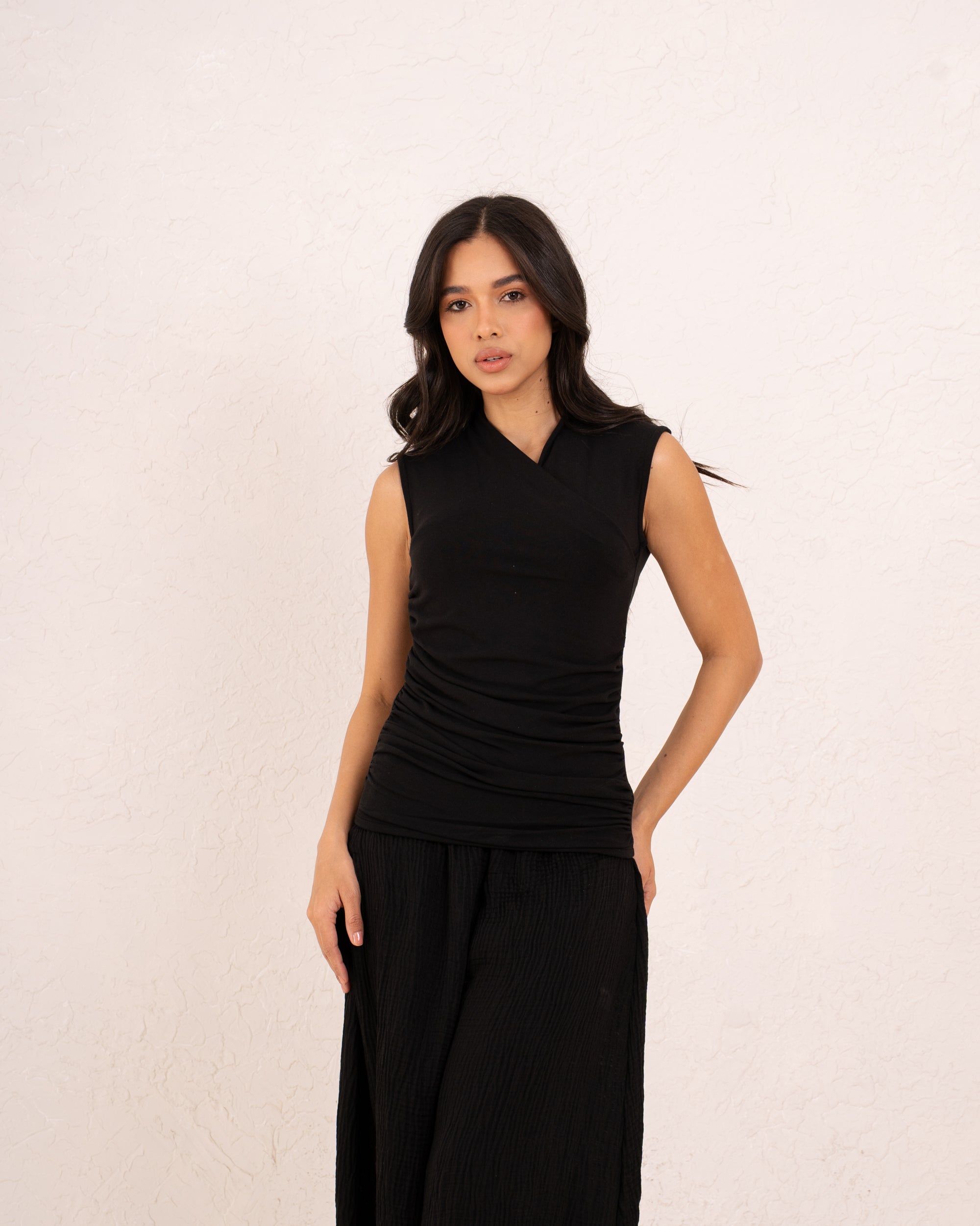 Women cross drapped top