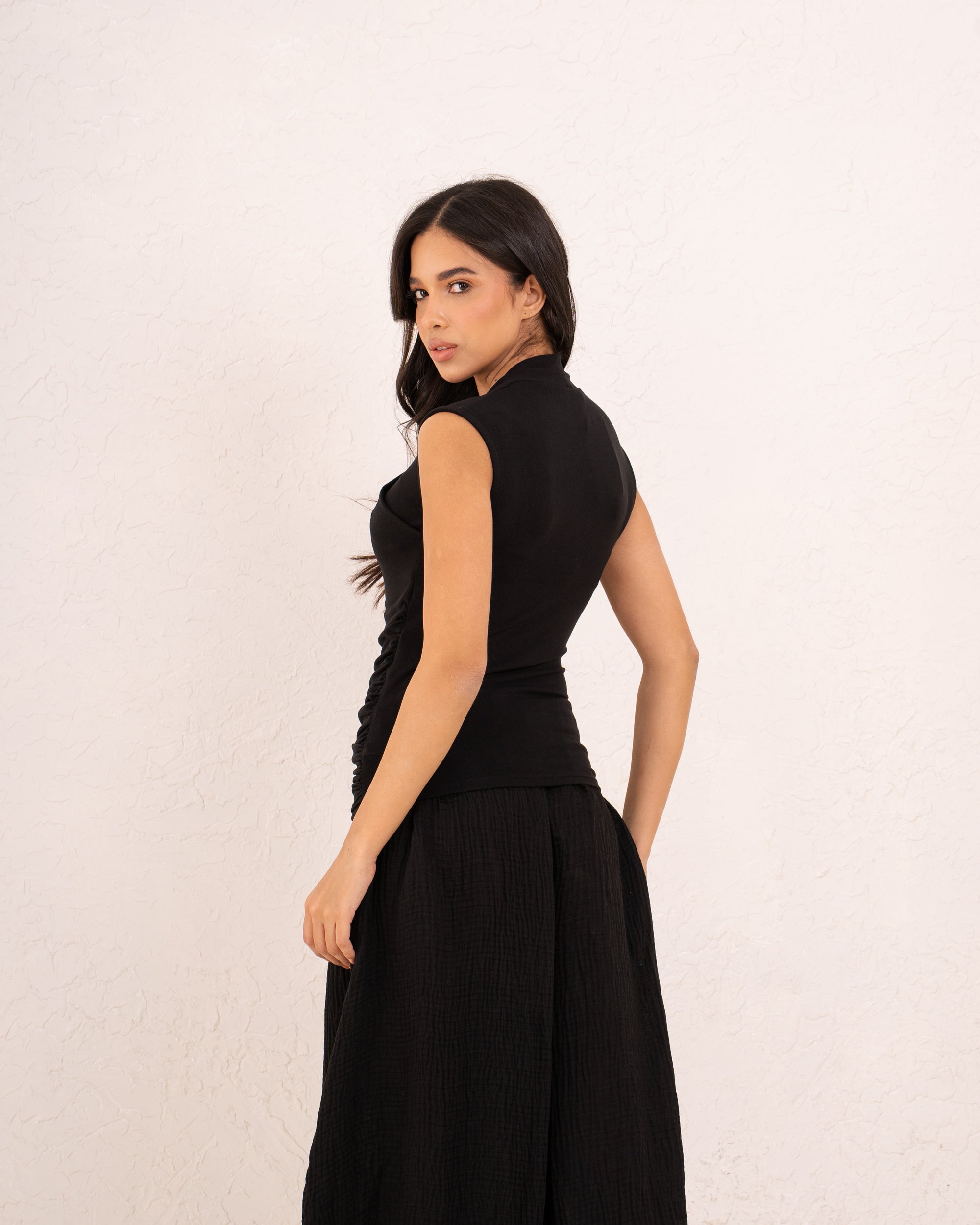 Women cross drapped top