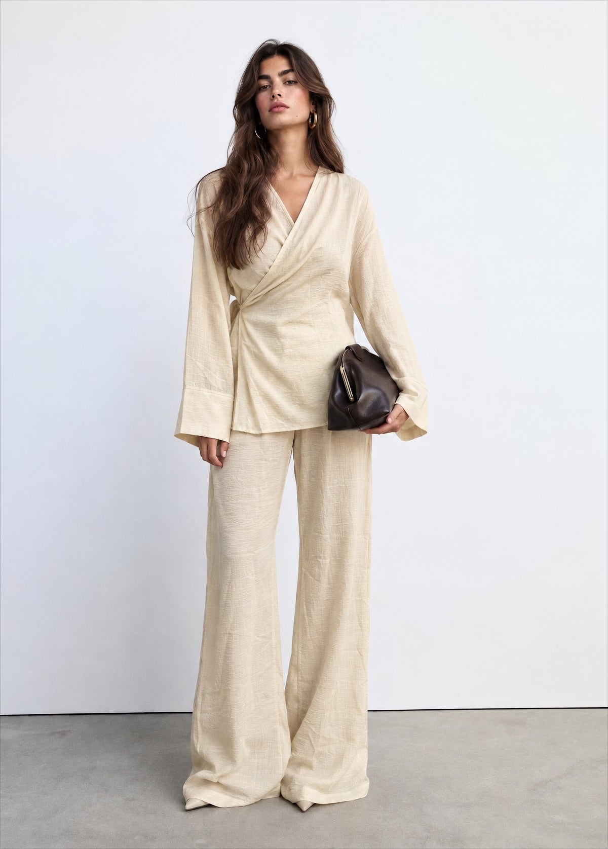 Women wrap kimono Lenin