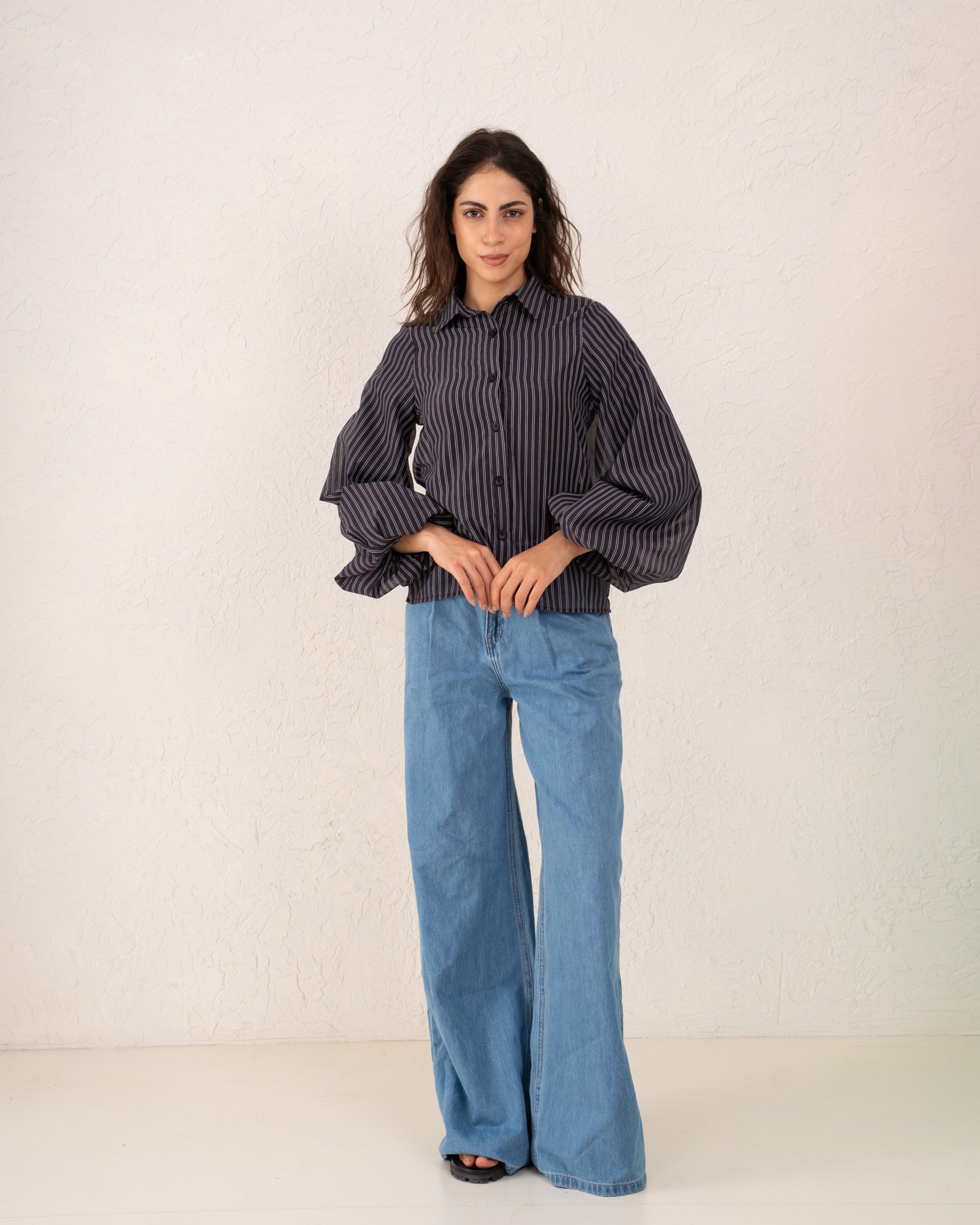 Women strip puff sleeve