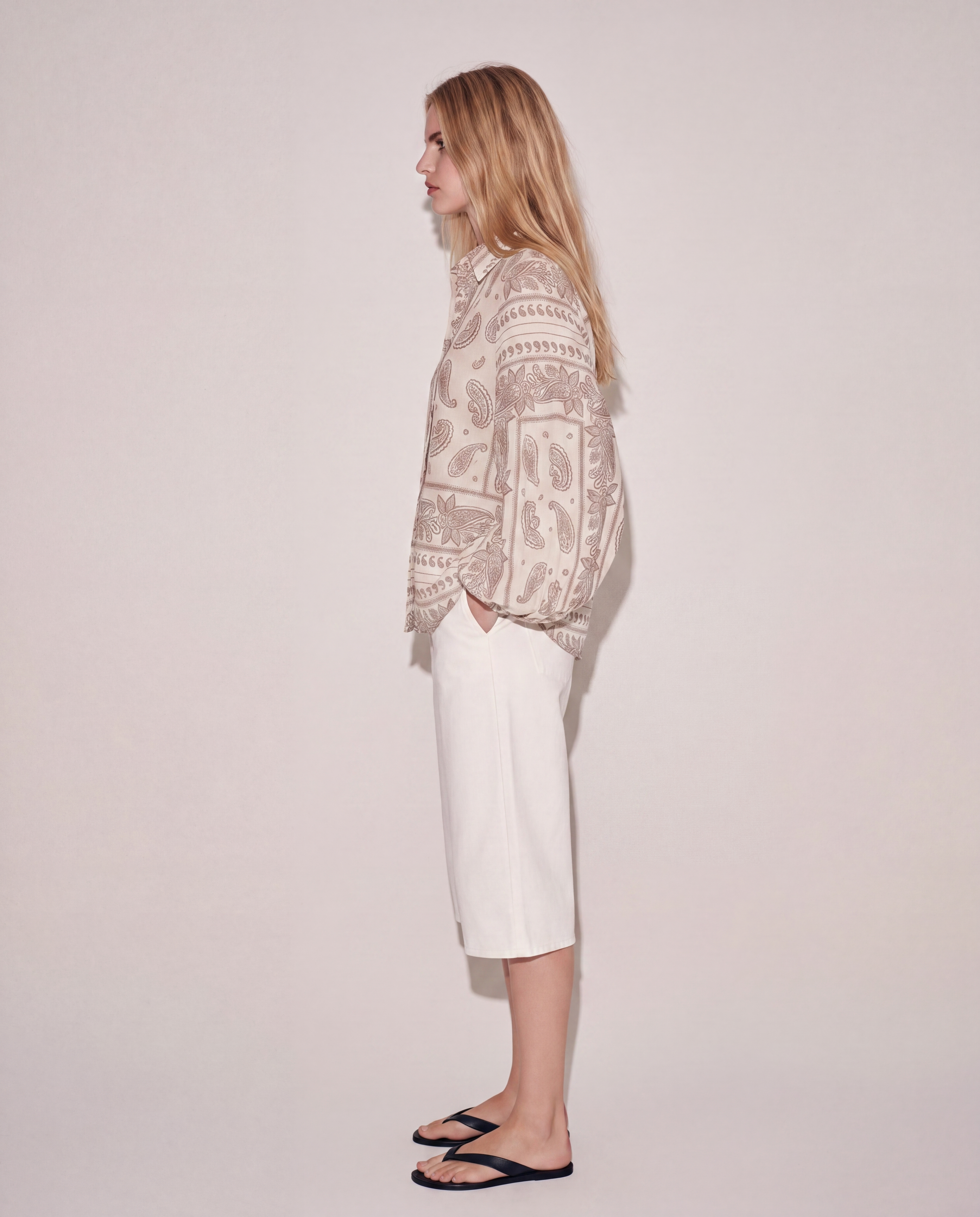 Women paisley print puff