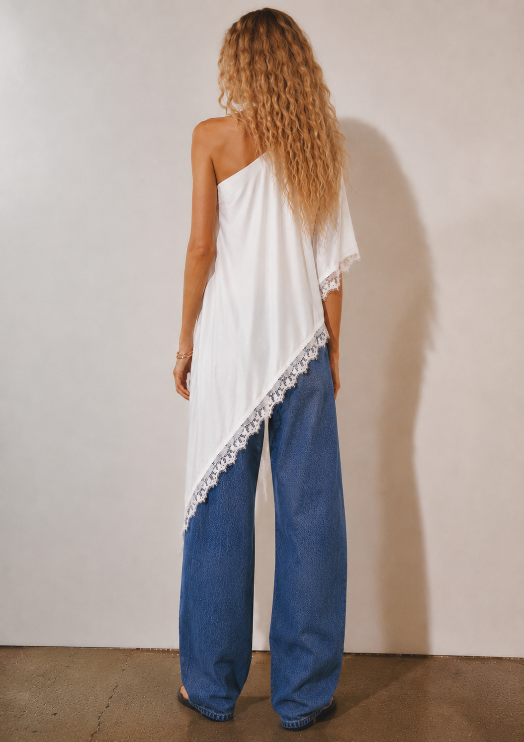 Women silk one shoulder