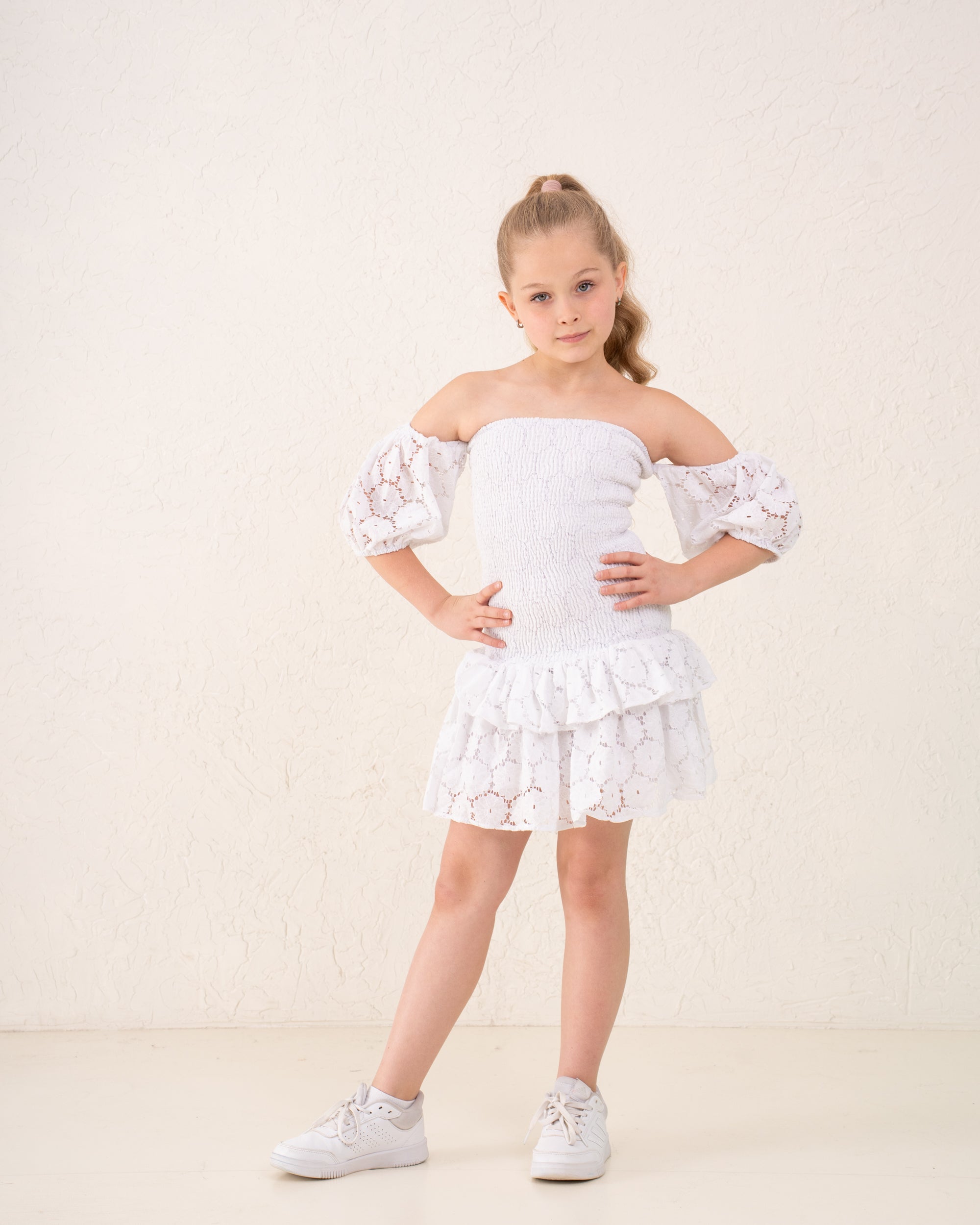 Girl lace ruffle dress