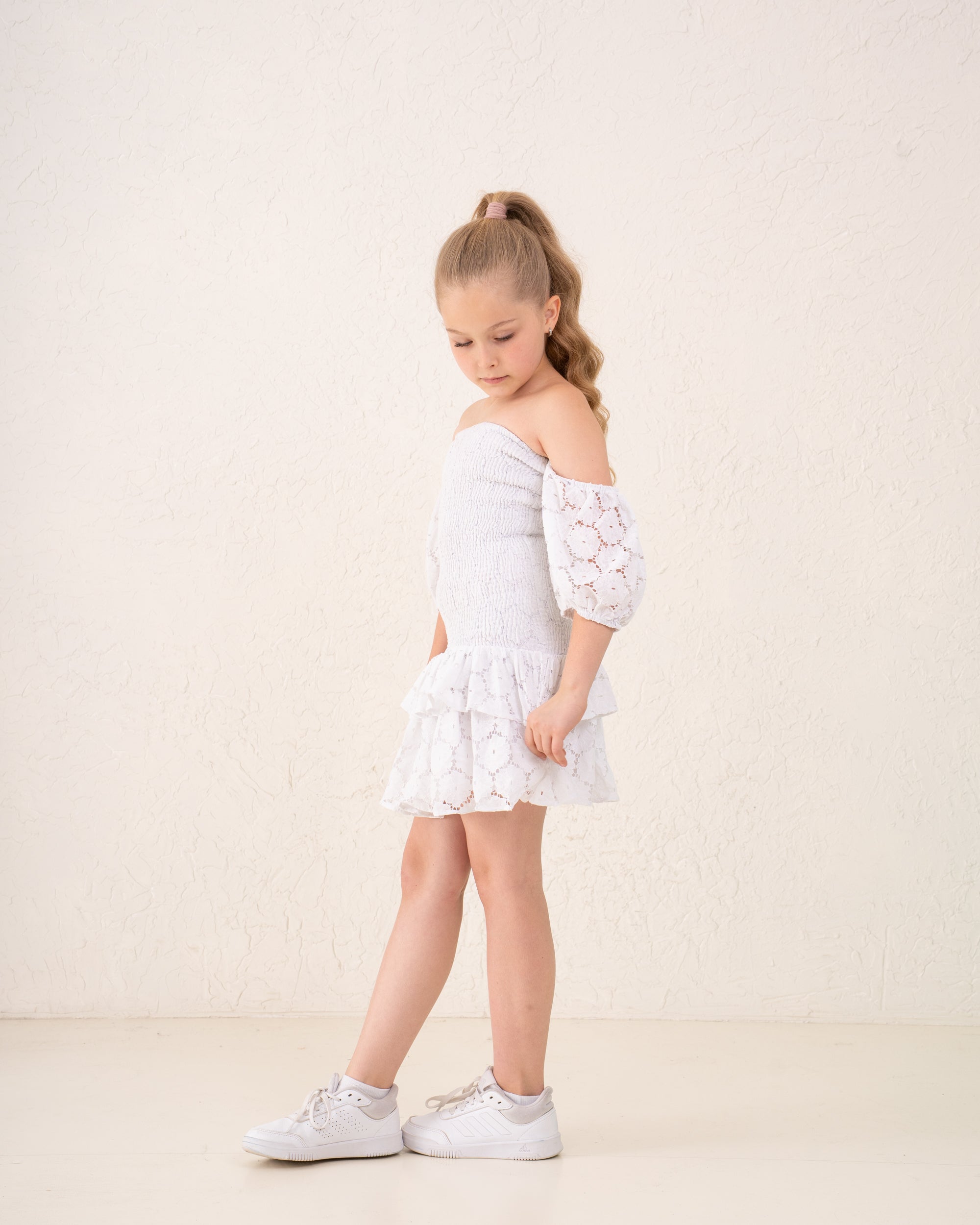 Girl lace ruffle dress