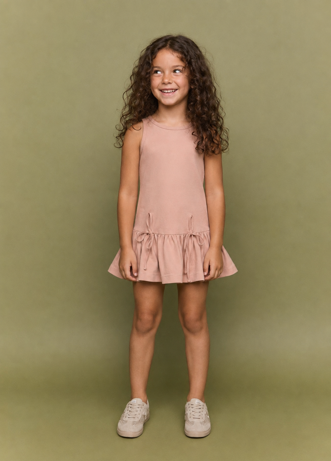 Girl solid dress with accent