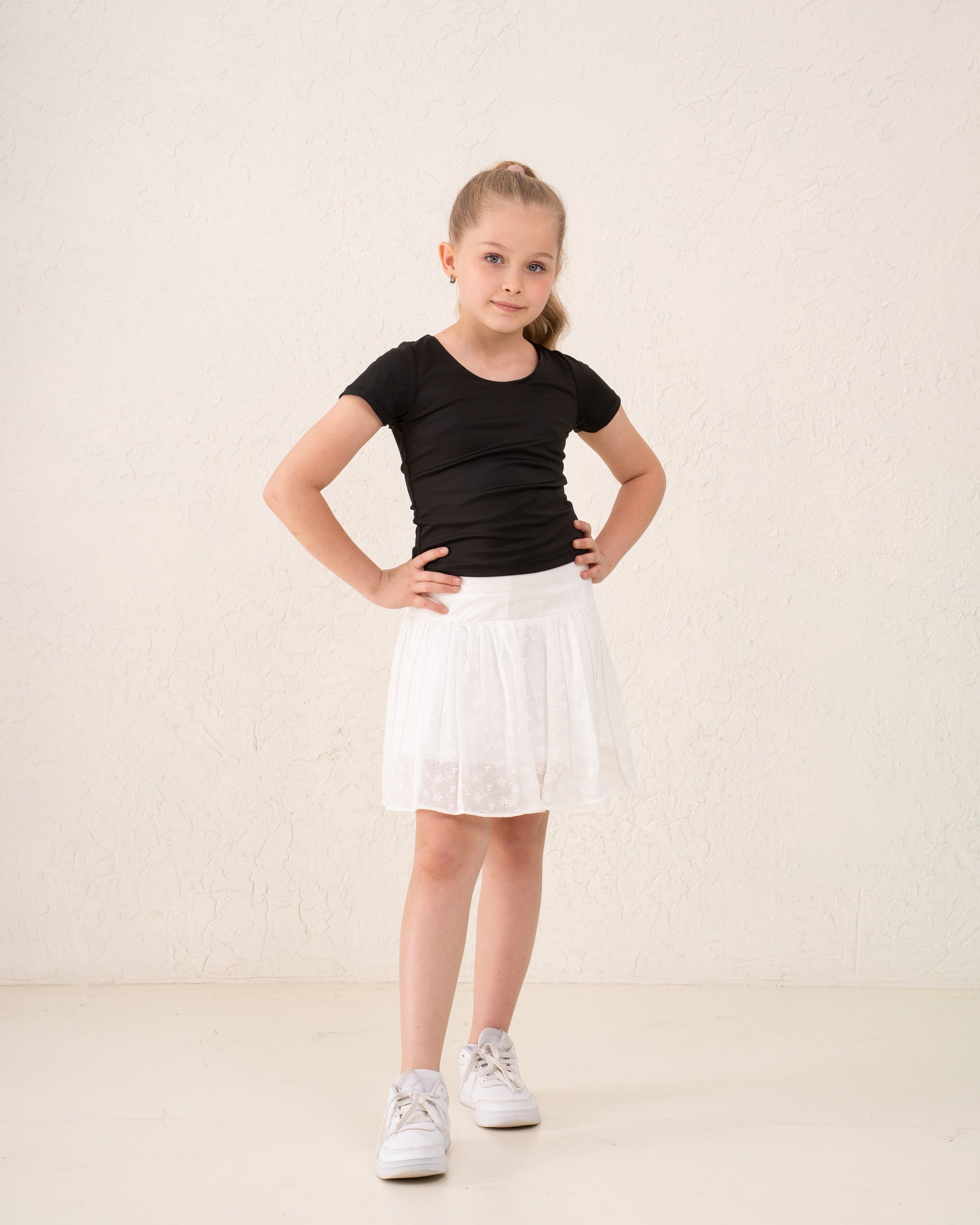 Girl embroidered skirt