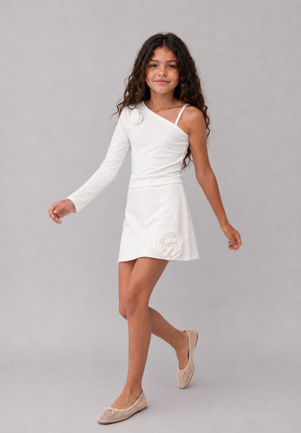 Girl skirt with pop out flower