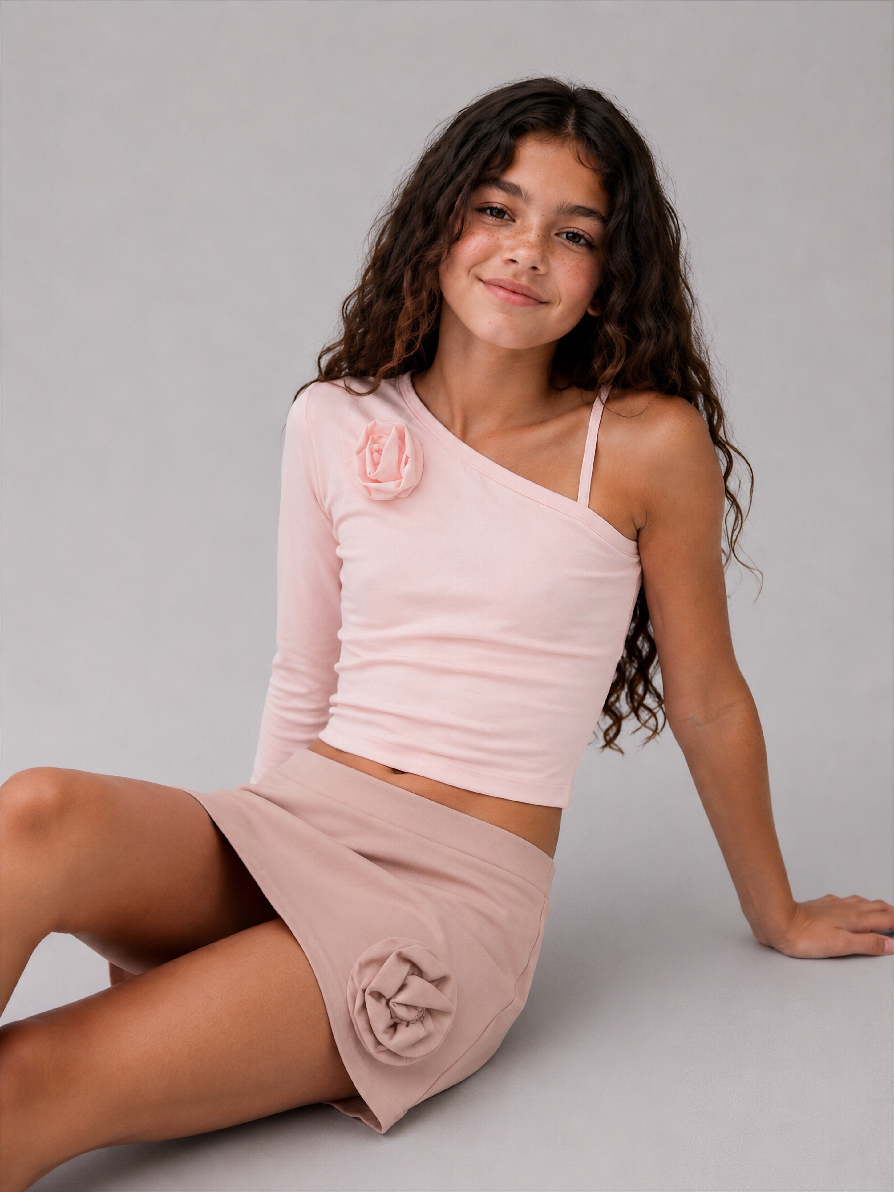 Girl skirt with pop out flower