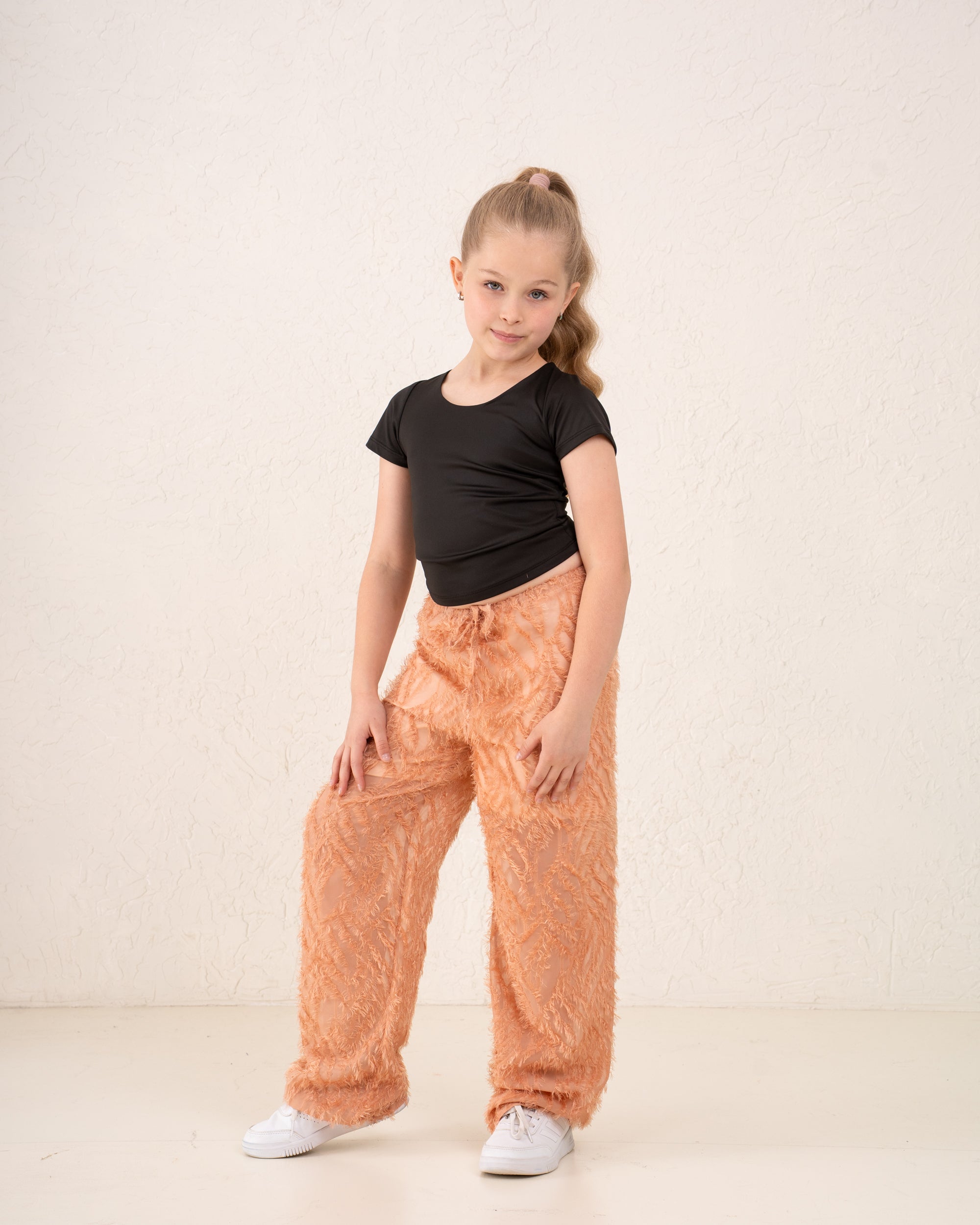 Girl textured pants