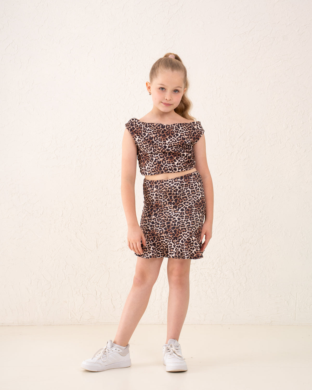 Girl leopard assymetric top