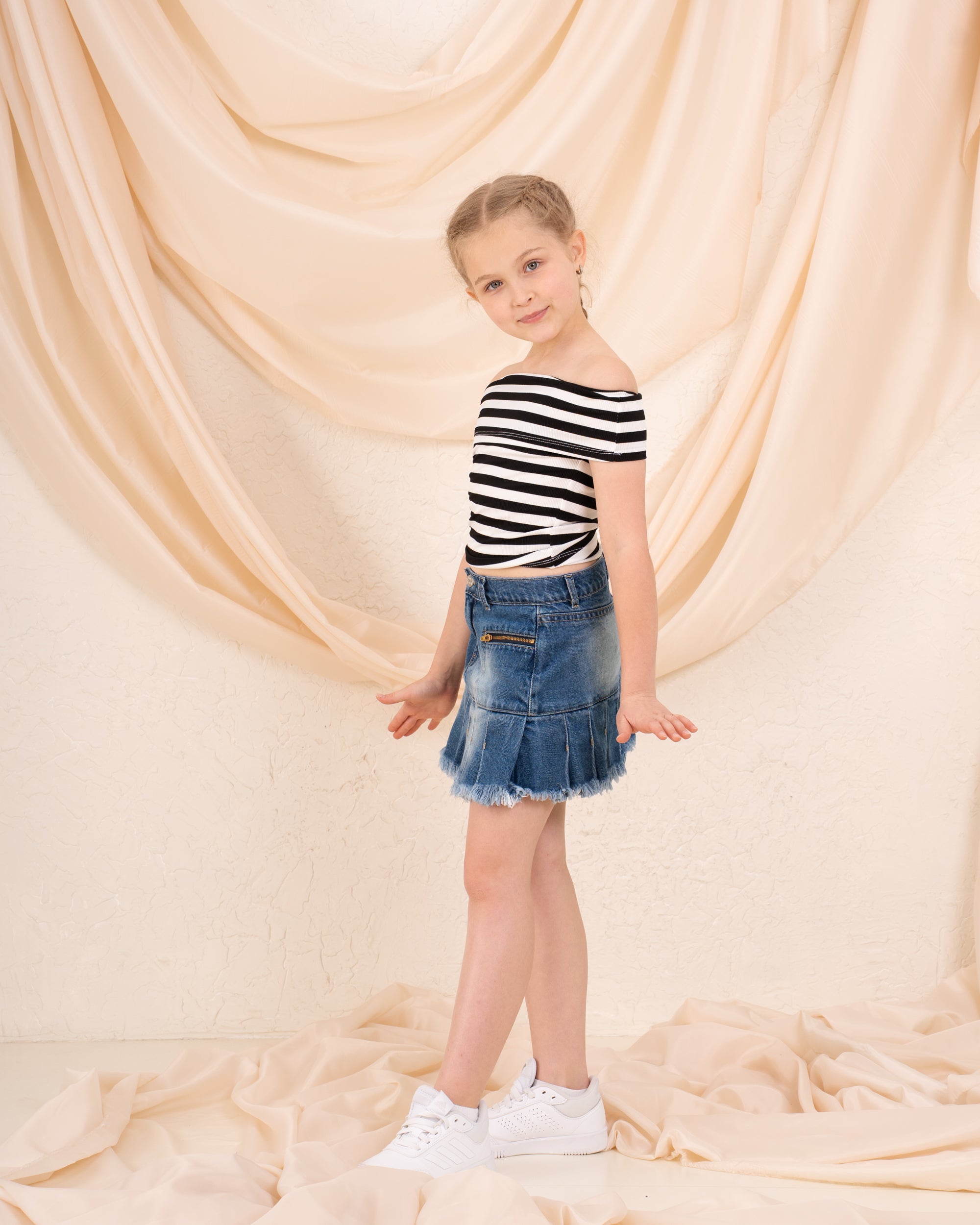 Girl striped low shoulder top