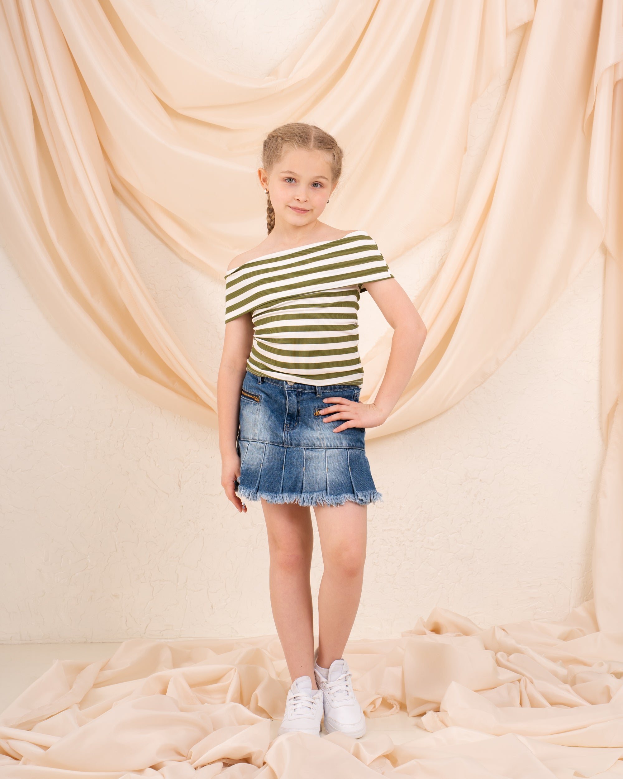 Girl striped low shoulder top
