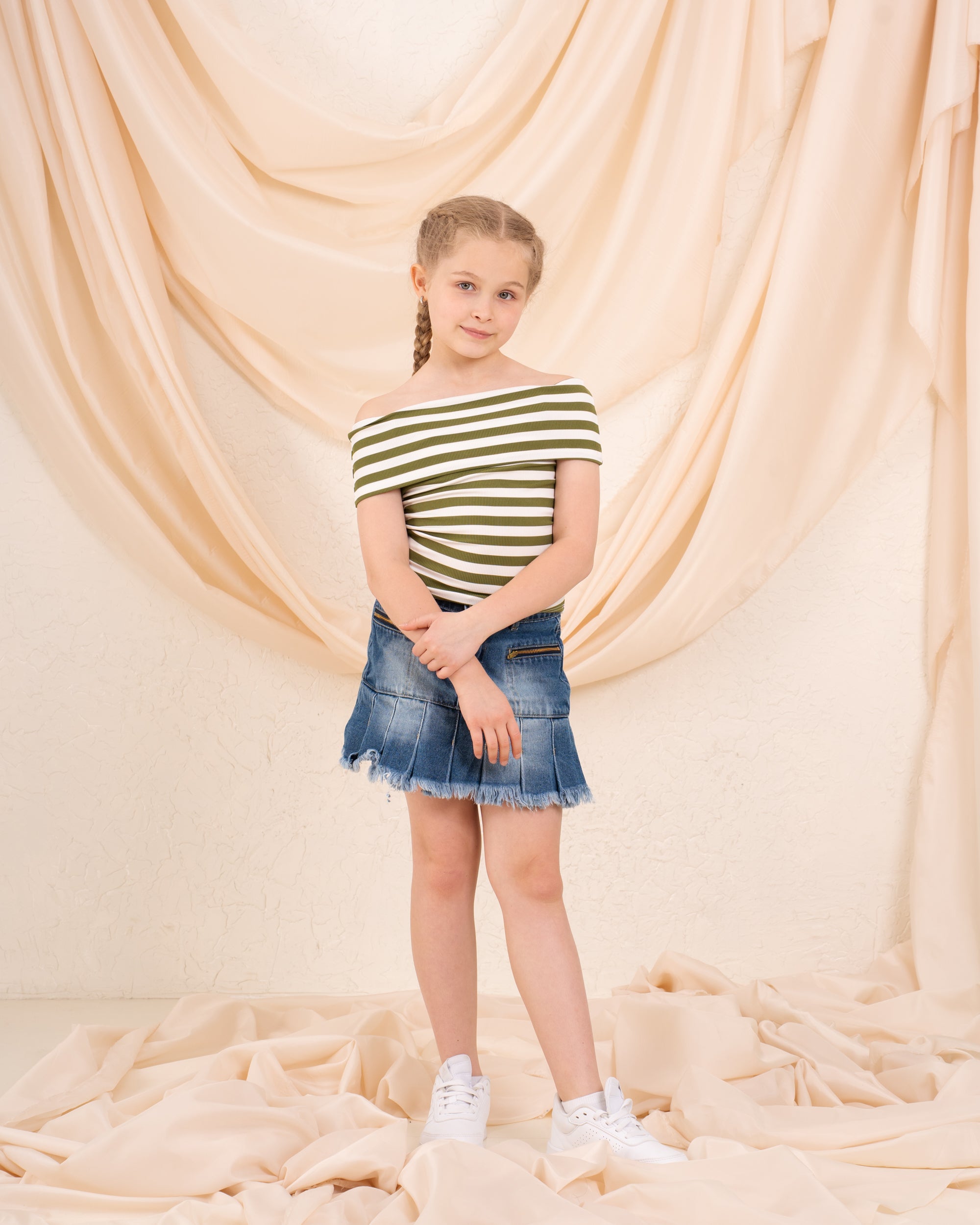 Girl striped low shoulder top