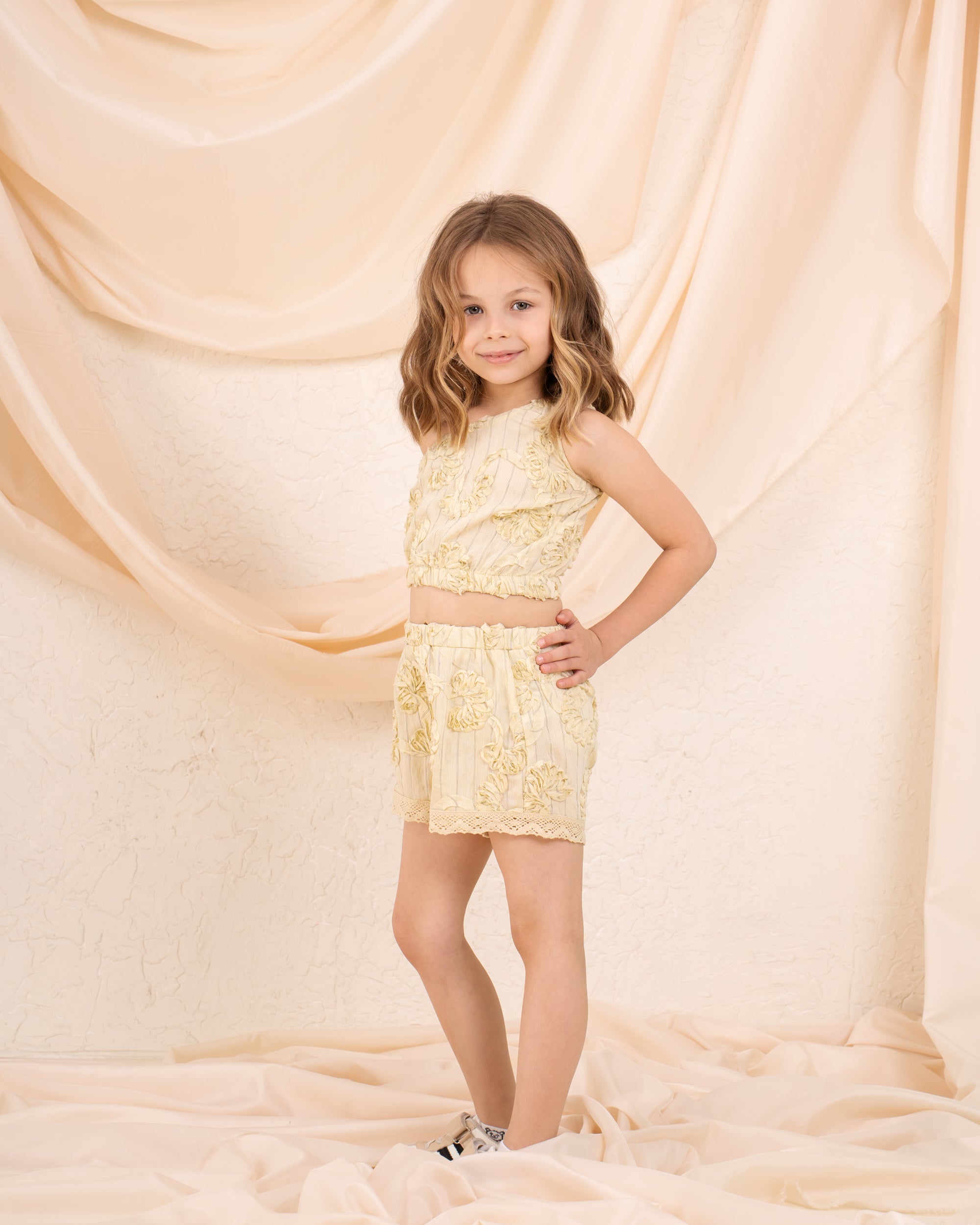 Girl pop up flower one