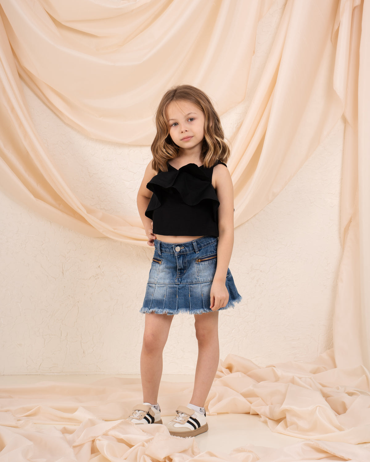 Girl big ruffle top