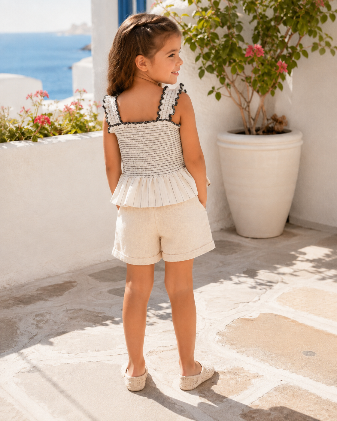 Girl contrast smocked top