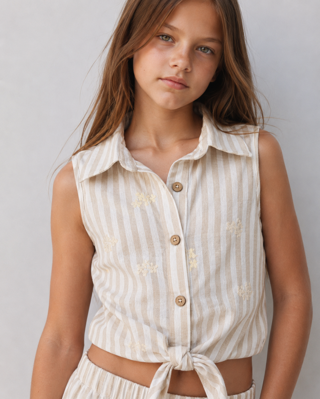 Girl Lenin embroidered tie