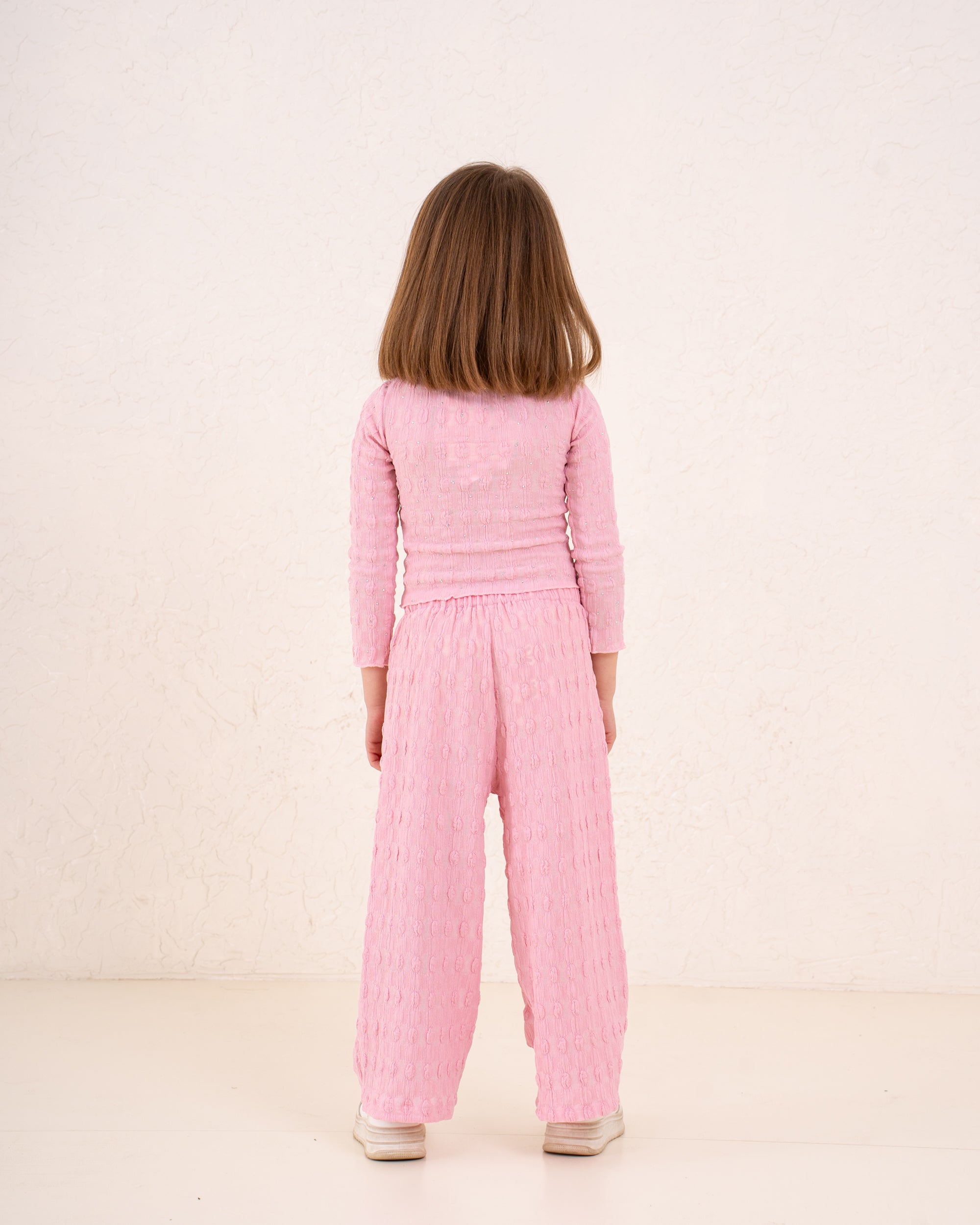 Girl crushed wide leg pants